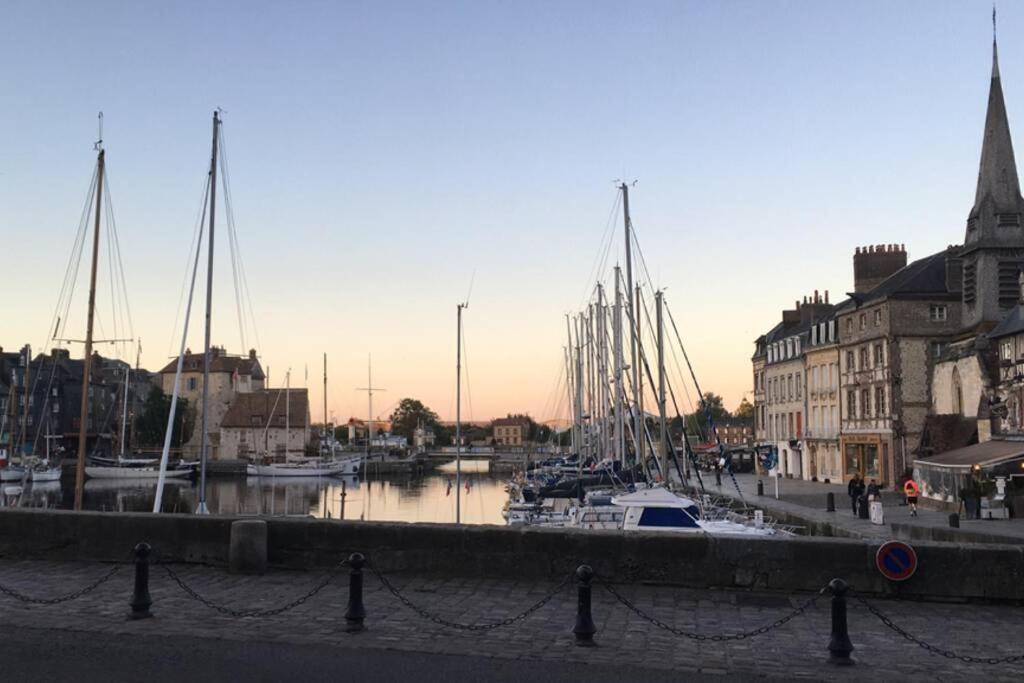 Le Logis Des Lavandieres Honfleur Eksteriør bilde